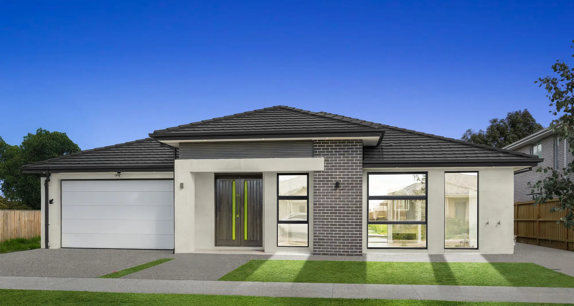 Rendered facade family home, Beveridge, VIC
